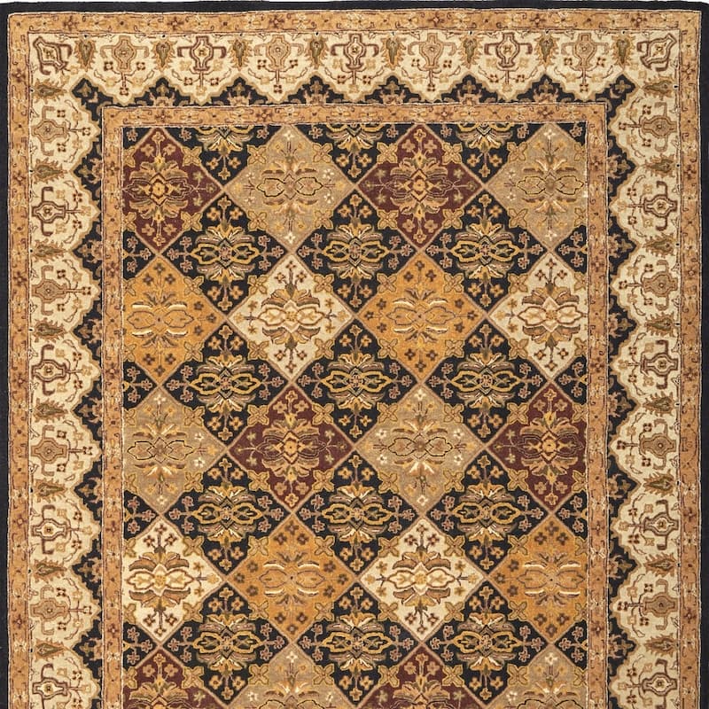 HomeRoots Geometric Traditional Rectangle Area Rug