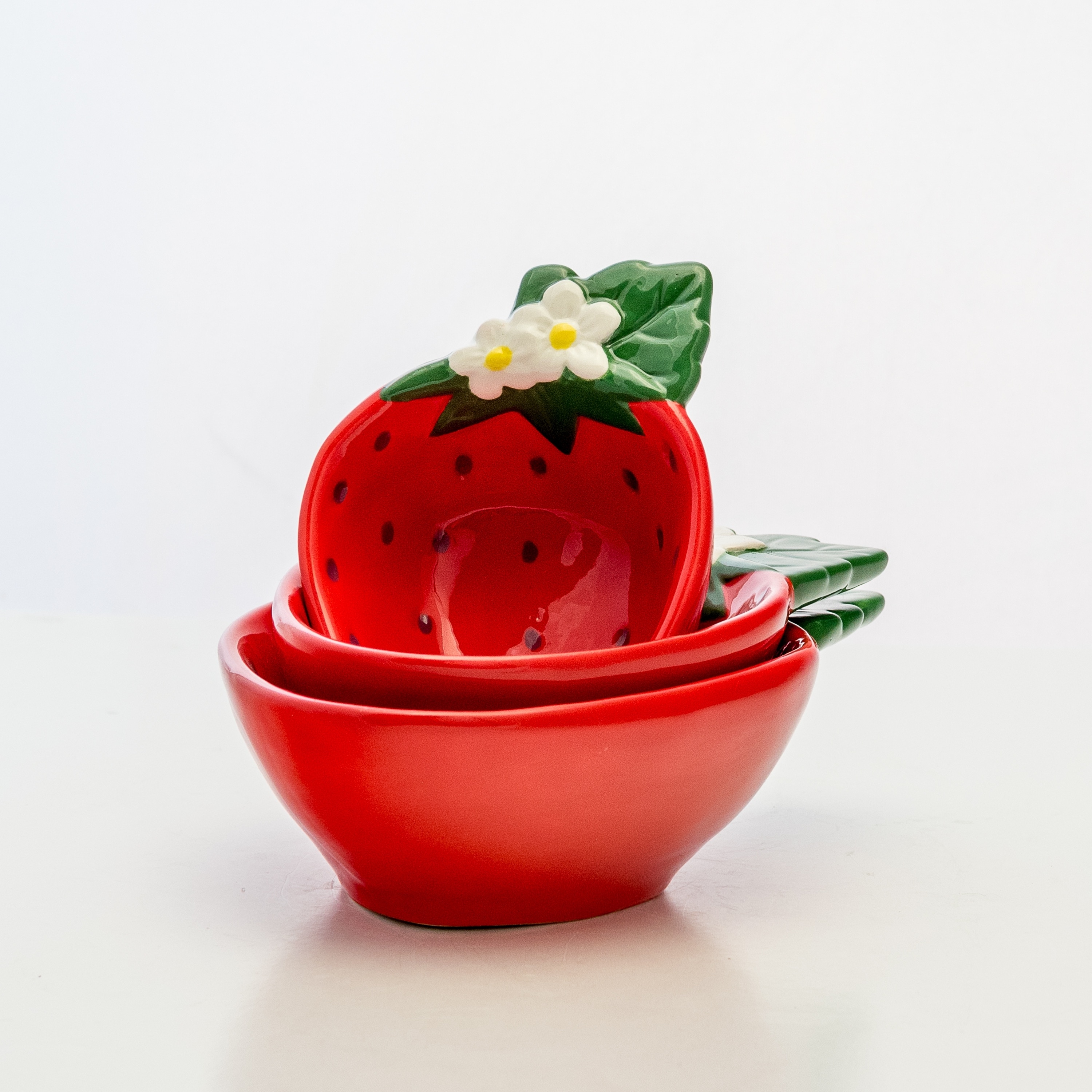 10 Strawberry Street Fruit Measuring Cups, set of 4 - Bed Bath