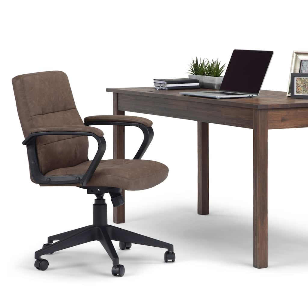 WYNDENHALL Douglas Swivel Adjustable Executive Computer Office Chair