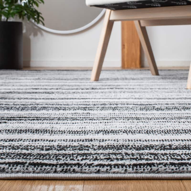 SAFAVIEH Skyler Neppie Modern Stripe Rug