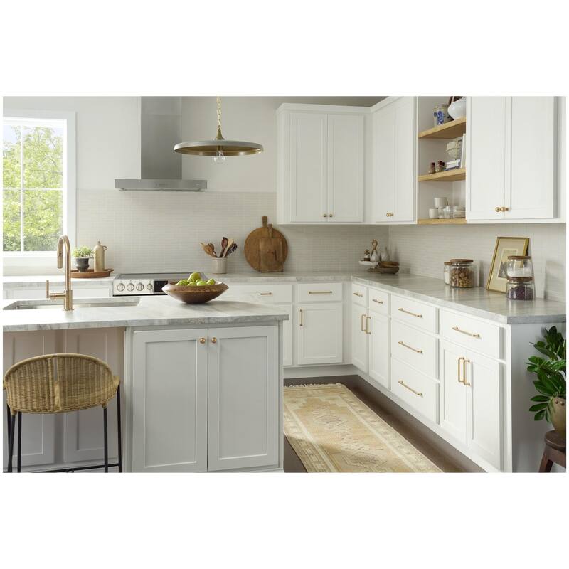 Jeffrey Alexander 387-18 Davis 18" Center to Center Handle Cabinet