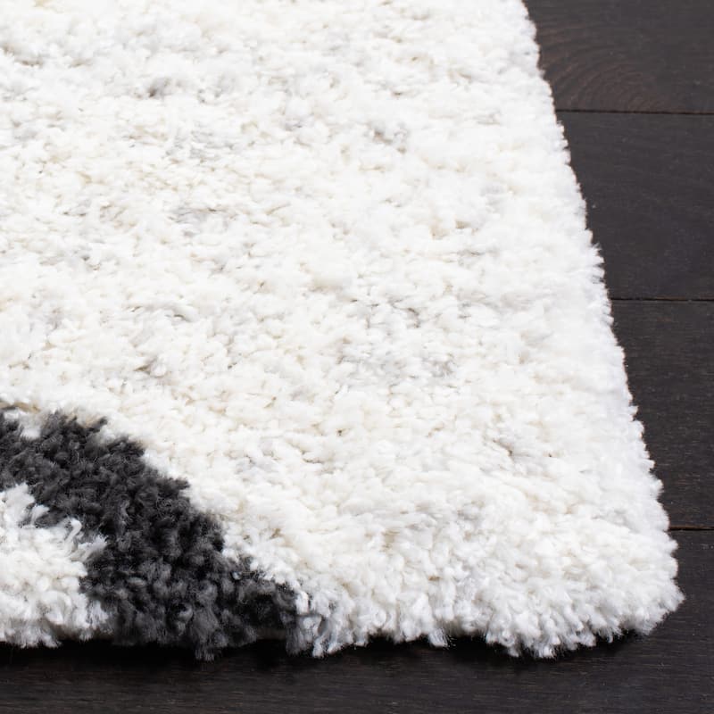 SAFAVIEH August Shag Nurija Diamond 1.2-inch Thick Rug