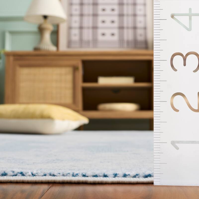 SAFAVIEH Harrison Dimitrija Transitional Rug
