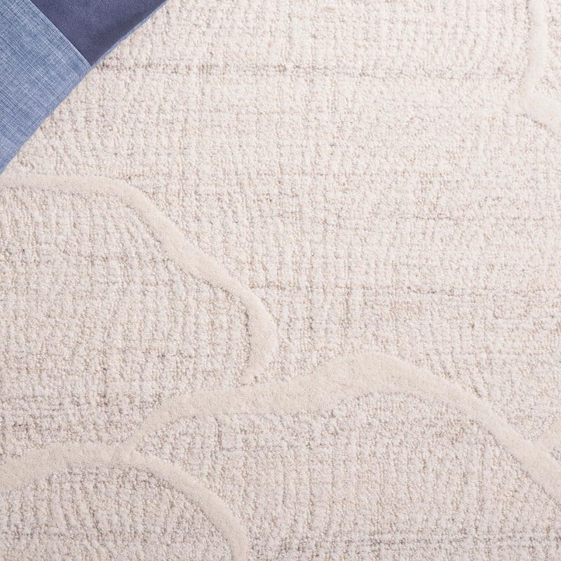 SAFAVIEH Handmade Pine Sucheta Contemporary Wool Rug