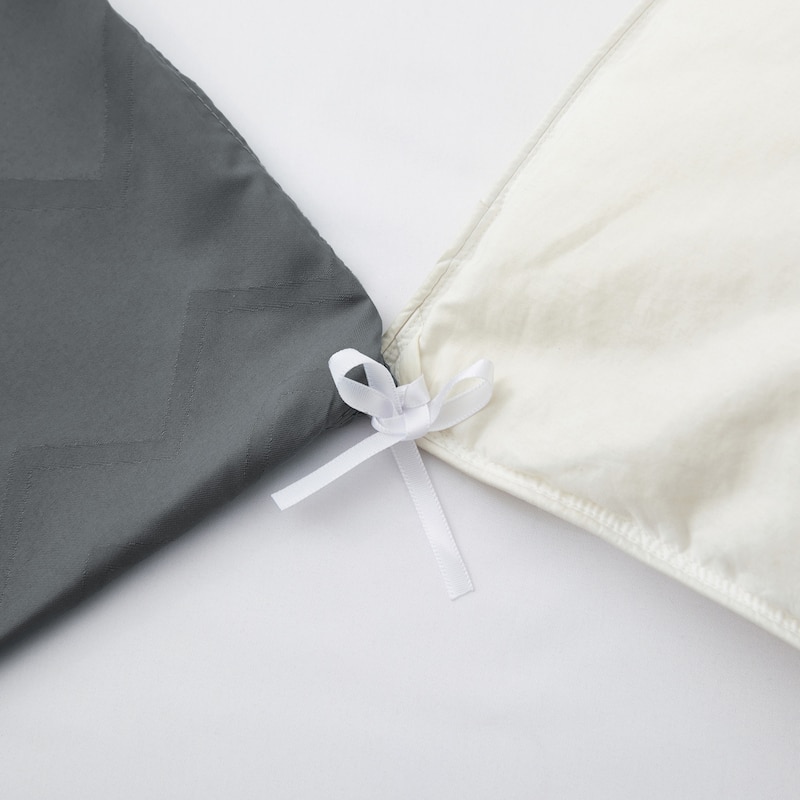 Bohemian Clipped Duvet Cover Set with Zipper Closure
