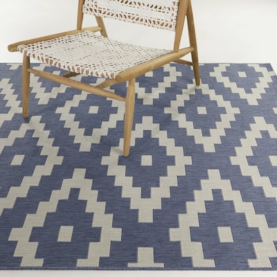 Elio Diamond Trellis Indoor/Outdoor Area Rug