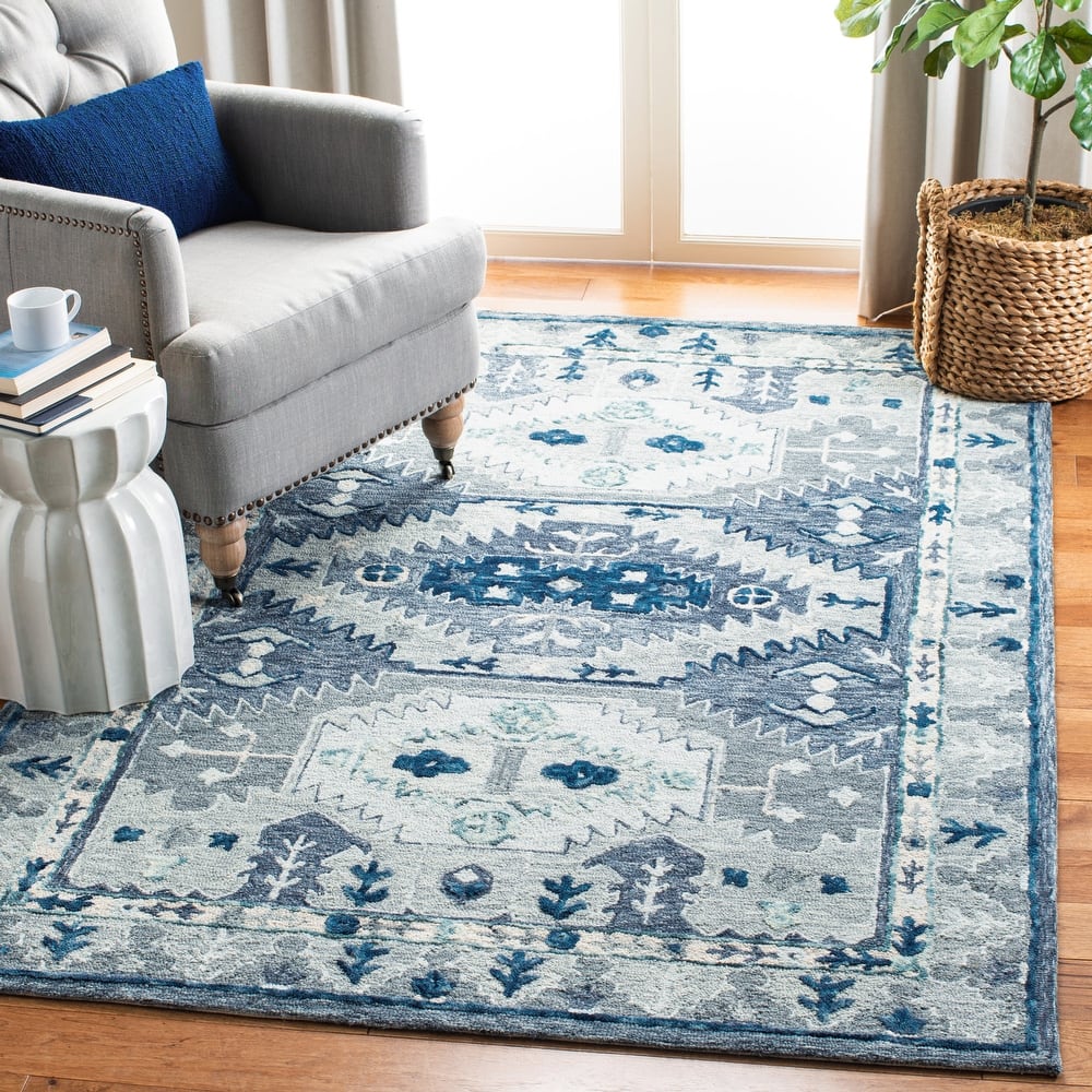 SAFAVIEH Handmade Capri Fionnula Contemporary Wool Rug