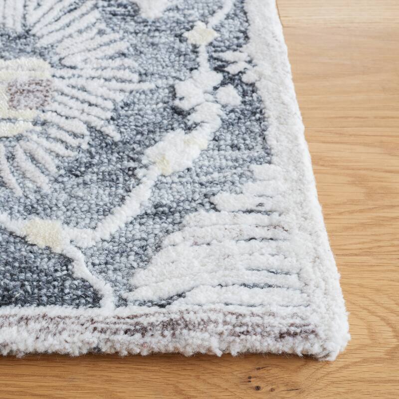 SAFAVIEH Handmade Glamour Adeliya Modern Viscose Rug