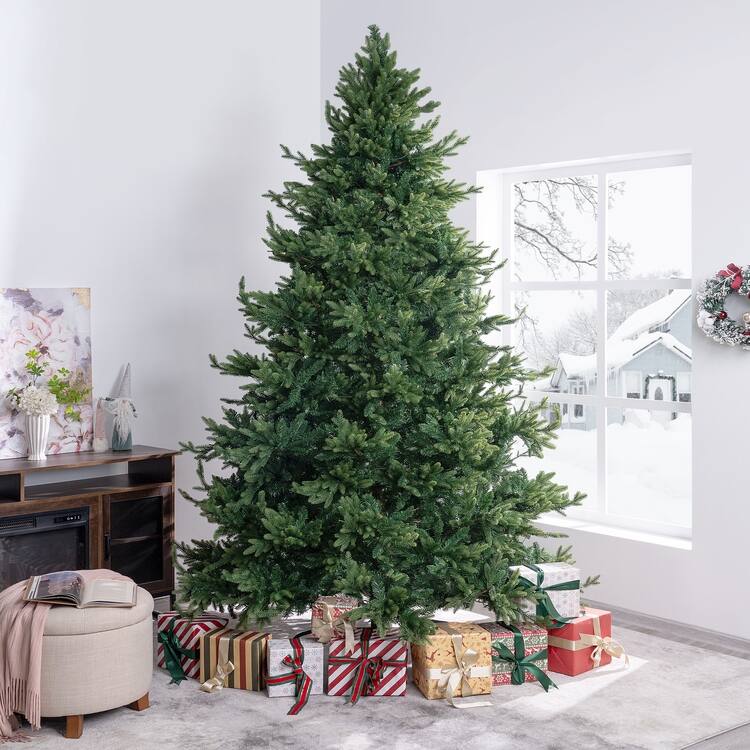 Kinsley Prelit Aritificial Christmas Tree, Realistic Traditional Christmas Tree with Lights