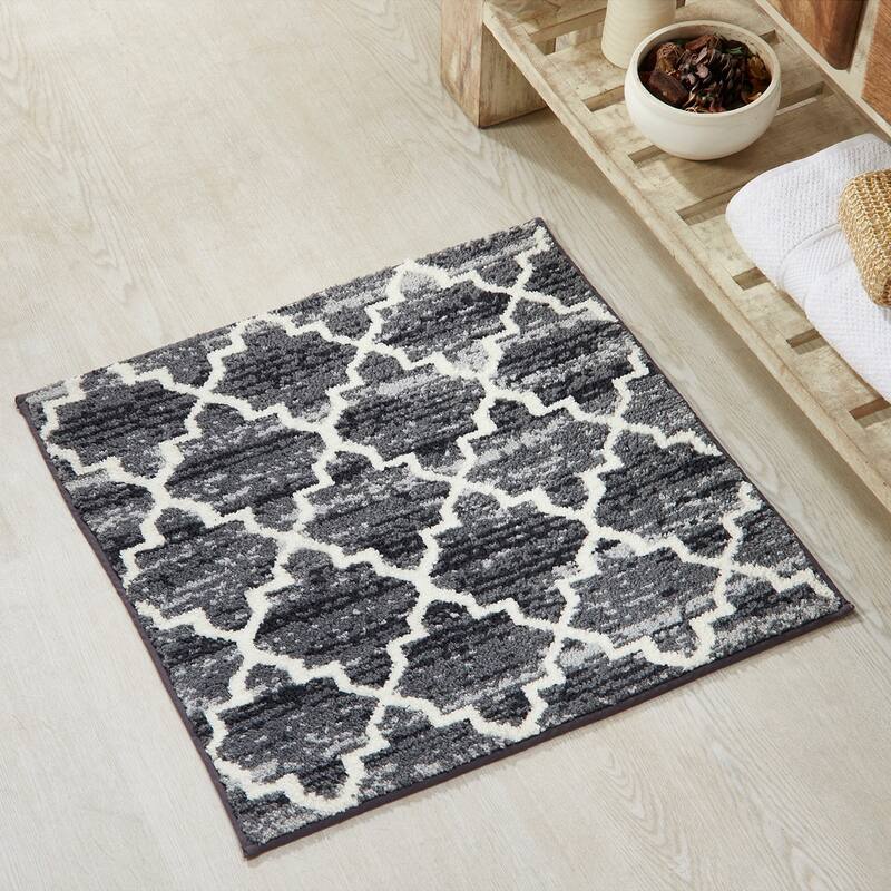 Better Trends Savio Collection Marrakesh Bathroom Rug - 100% Micro Polyester with Gel Foam Backing, Machine Washable Bath Mat