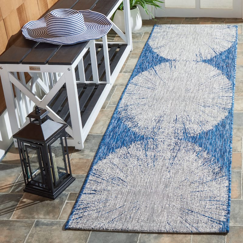 SAFAVIEH Courtyard Sabaha Indoor/Outdoor Waterproof Patio Backyard Rug