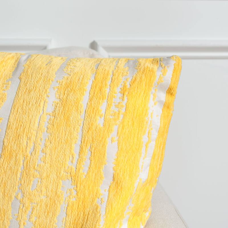 SAFAVIEH Tsunemi Modern Stripe Accent Throw Pillow