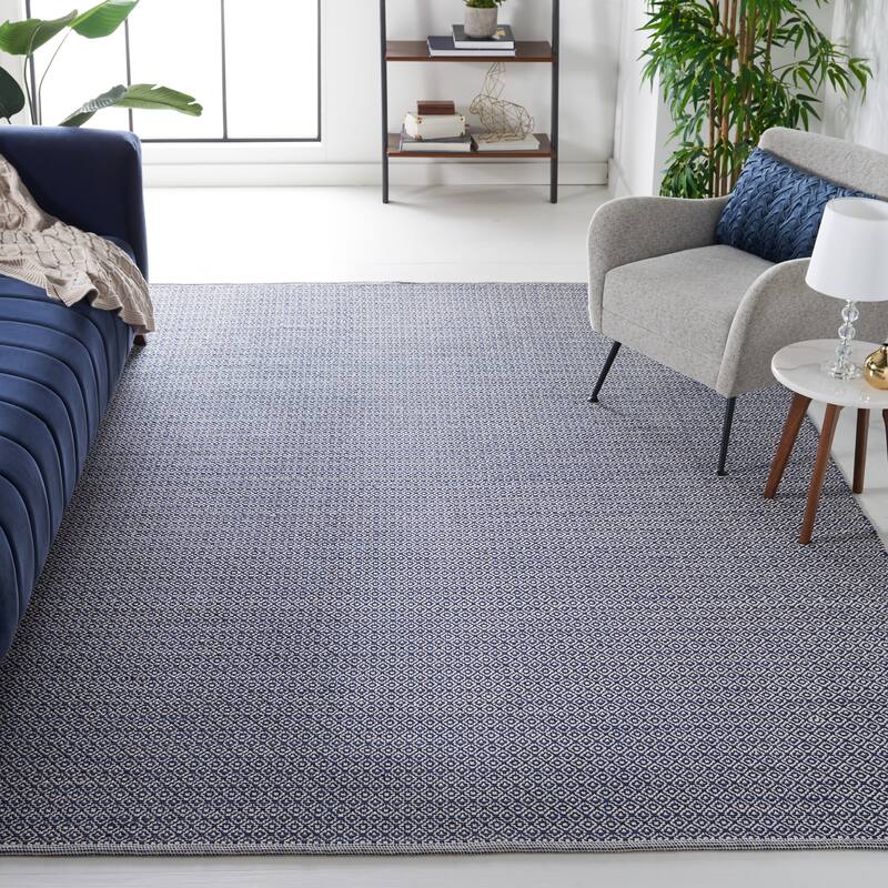 SAFAVIEH Montauk Bonita Handmade Cotton Area Rug - 8' x 10' - Ivory/Navy