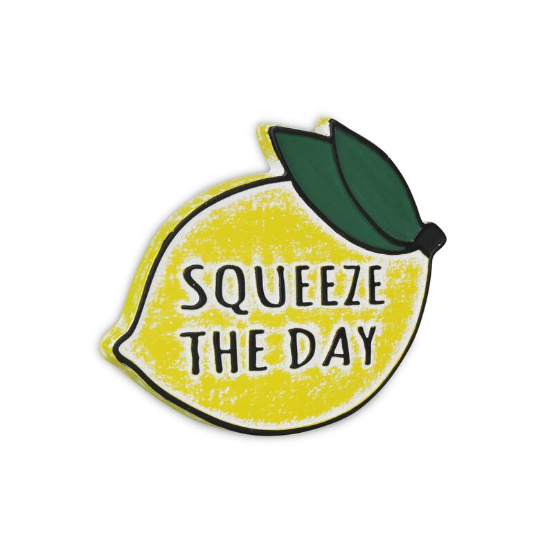 HomeRoots 14" X 19" Yellow and White Lemon Squeeze The Day Metal Wall Decor