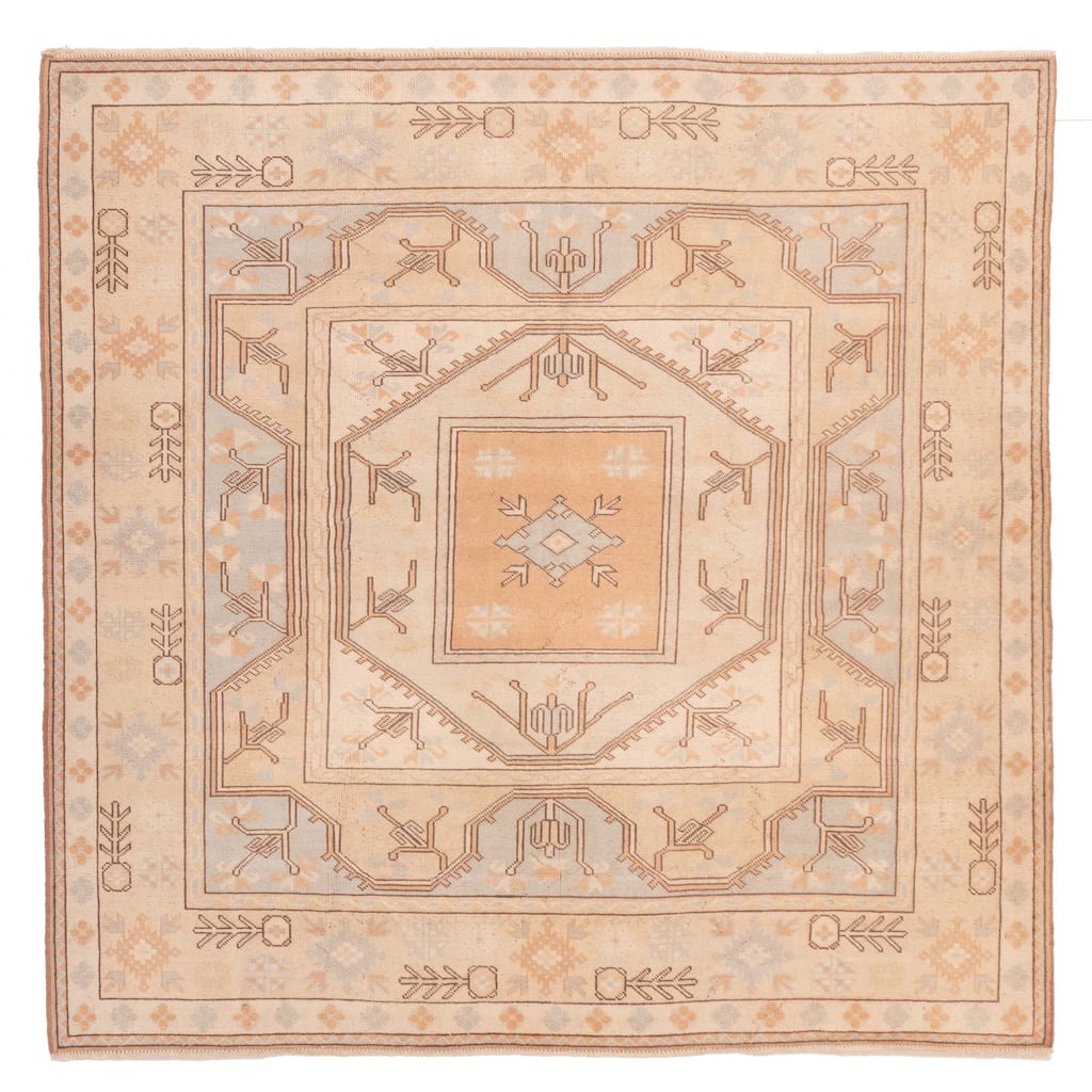 ECARPETGALLERY Hand-knotted Melis Vintage Ivory Wool Rug - 6'7 x 6'4