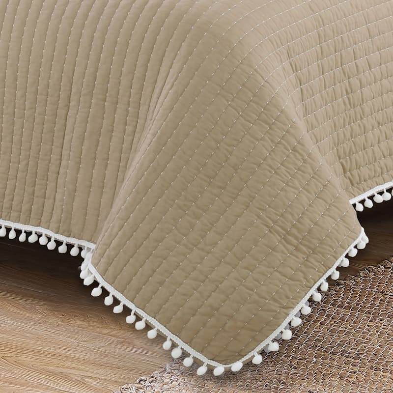 Estate Collection Costa Brava Pom-pom Cotton Quilt Set