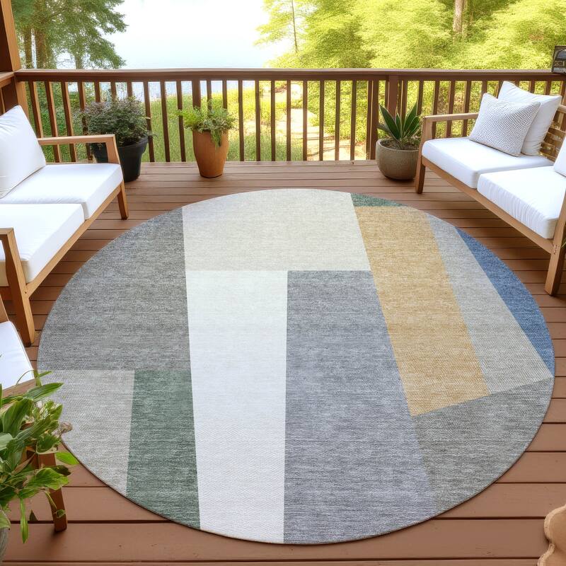 Machine Washable Indoor/ Outdoor Contemporary Jolie Chantille Rug - Taupe - 8' x 8'