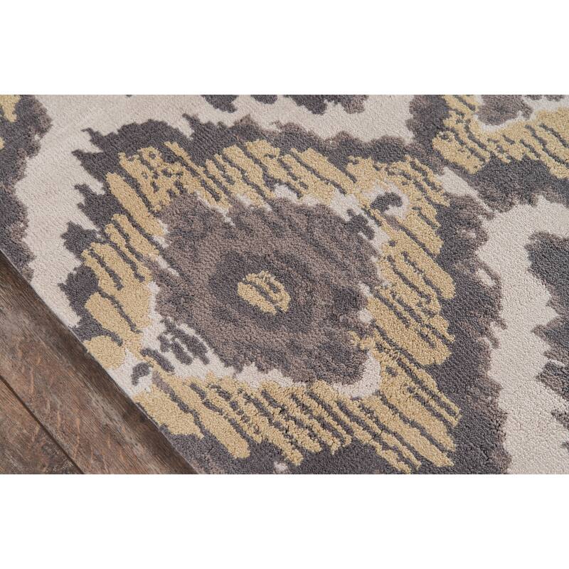 Momeni Heavenly Hand Tufted Polyester Ikat Area Rug