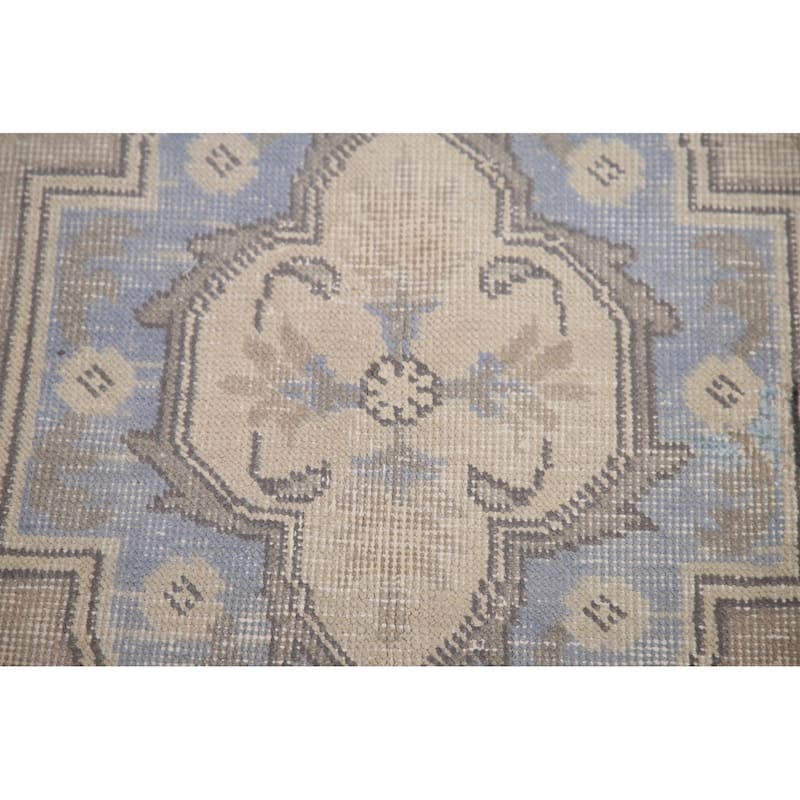 Hand Knotted Oriental 100% Wool Carpet Traditional Medallion Beige & Ivories Tabriz Area Rug - 8' 11'' X 6' 2''