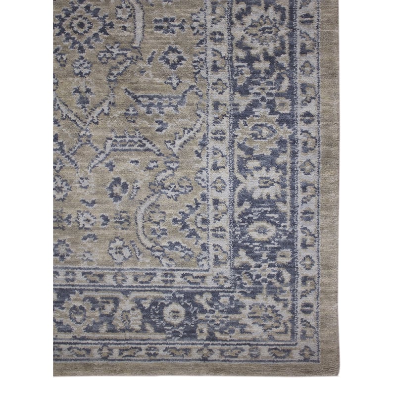 Ivanna Classic Bordered Hand-Woven Area Rug