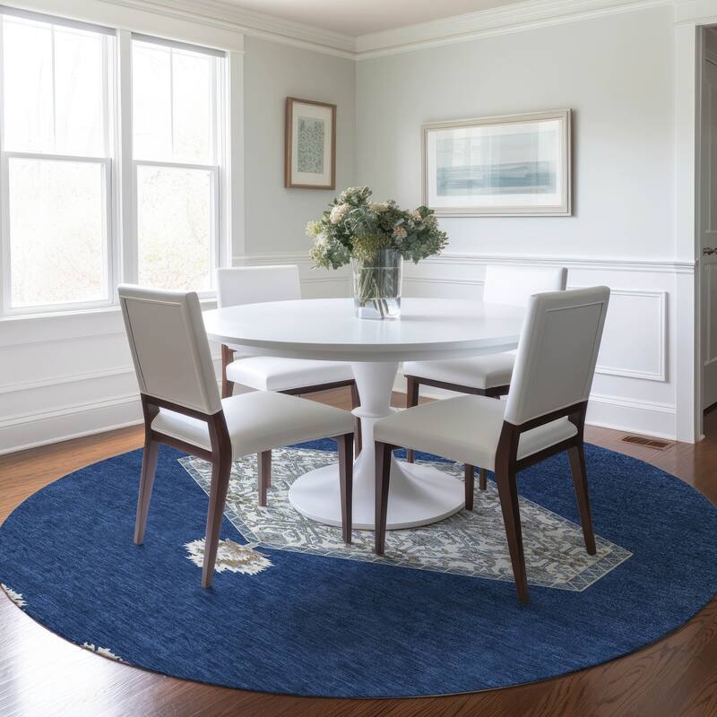 Machine Washable Indoor/ Outdoor Traditional Chantille Rug