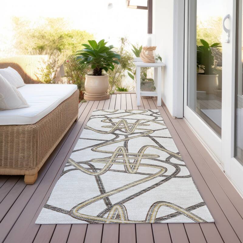 Machine Washable Indoor/ Outdoor Contemporary Links Chantille Rug - Ivory - 2'3" x 7'6"
