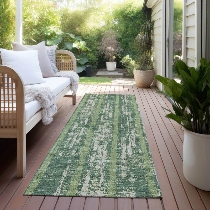 Machine Washable Indoor/ Outdoor Chantille Stripe Ombre Rug - Green - 2'3" x 7'6"