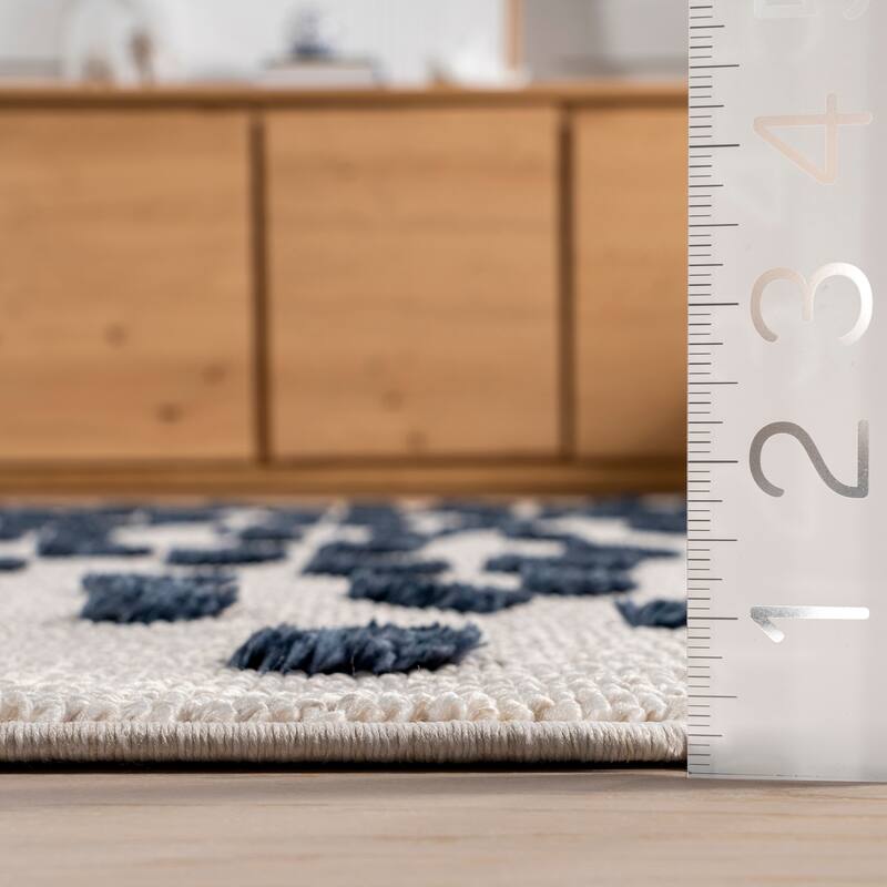 Nuloom Alena Starry Night High-Low Kids Tasseled Area Rug