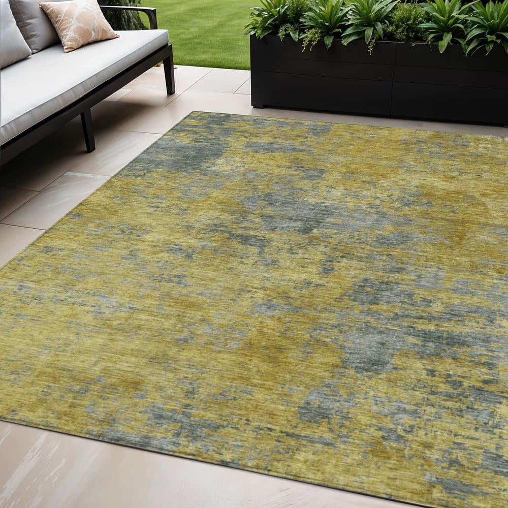 HomeRoots Abstract Transitional Rectangle Outdoor Rug
