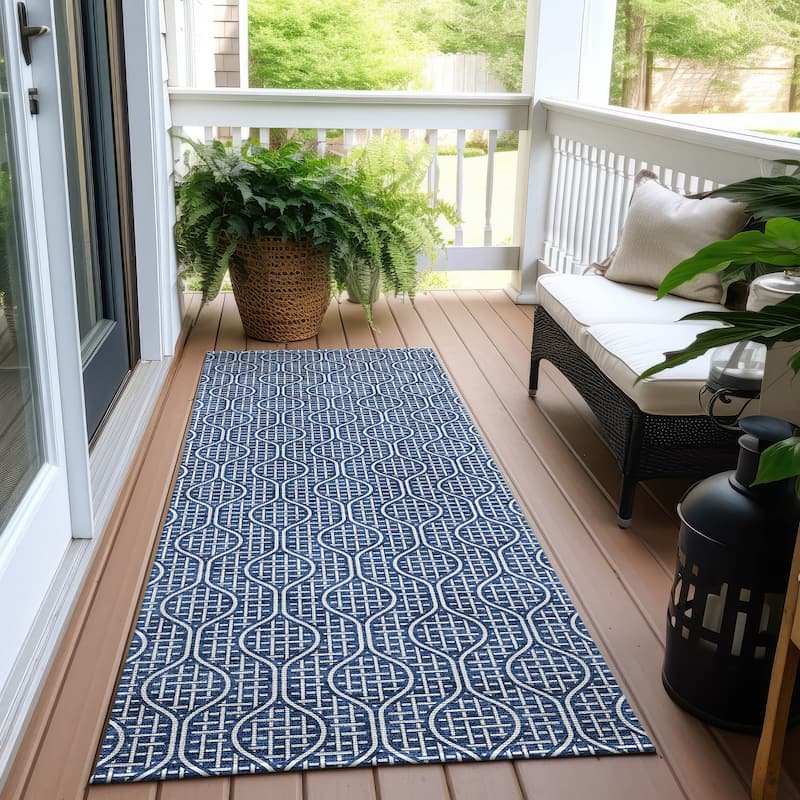 Machine Washable Indoor/ Outdoor Chantille Criss Cross Geo Rug - Navy - 2'3" x 7'6"