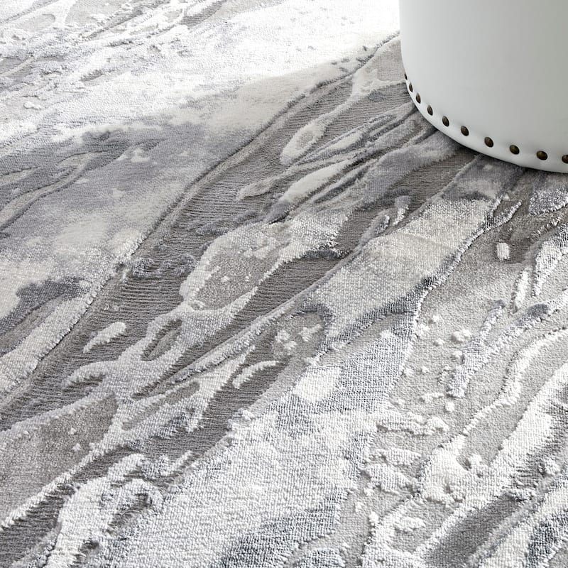 Everloom Laura Marble Chic Abstract Area Rug