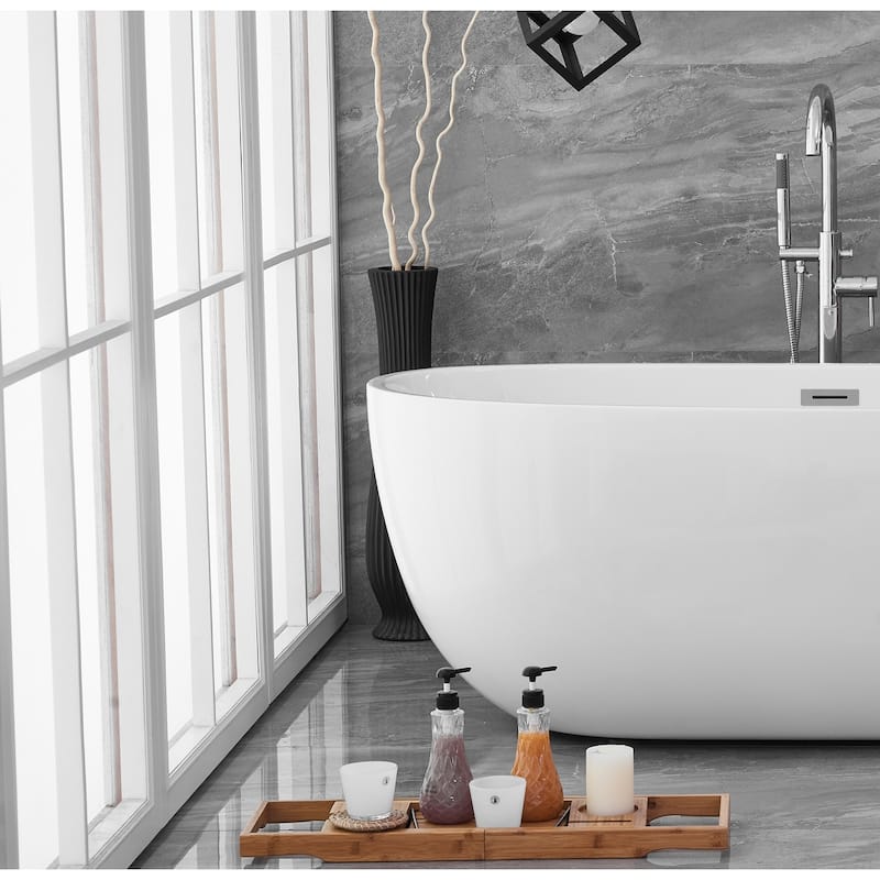 Adler Soaking Bathtub in Glossy White