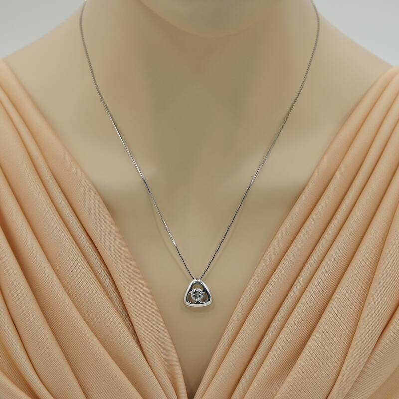 0.75 ct Aquamarine Pendant in Sterling Silver