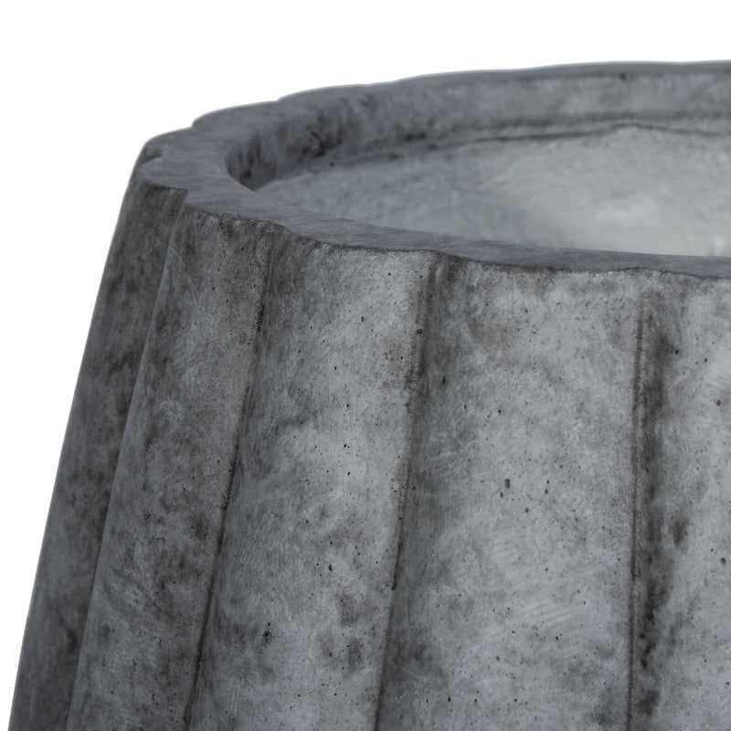 SAFAVIEH Outdoor Aylin Concrete Planter - 14"W x 14"D x 12"H