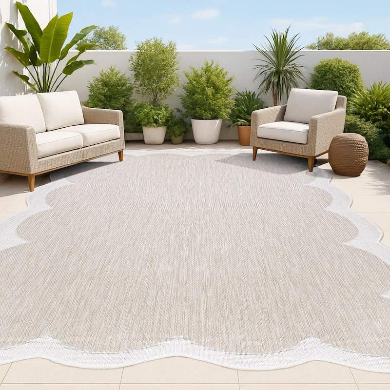 JONATHAN Y Alice Classic Cottage Two-Tone Scalloped Indoor/Outdoor Shaped Area Rug
