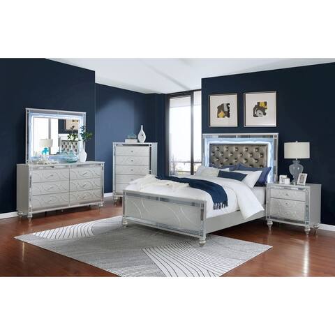 Silver Orchid Swanstrom Silver Metallic Upholstered Bedroom Set