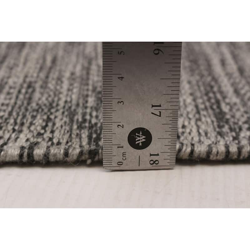 Boho Grey Kilim 4'11" x 7'10" - 4'11 x 7'10