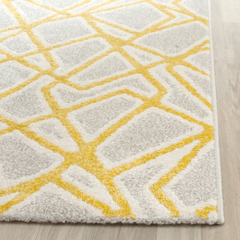 SAFAVIEH Porcello Neta Modern Rug