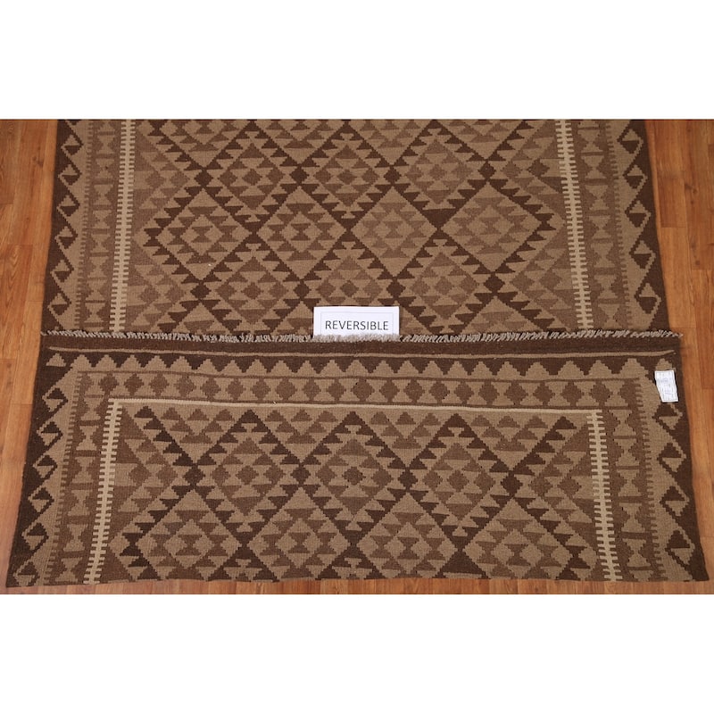 Reversible Kilim Oriental Area Rug Hand-woven Wool Carpet - 6'8"x 9'8"
