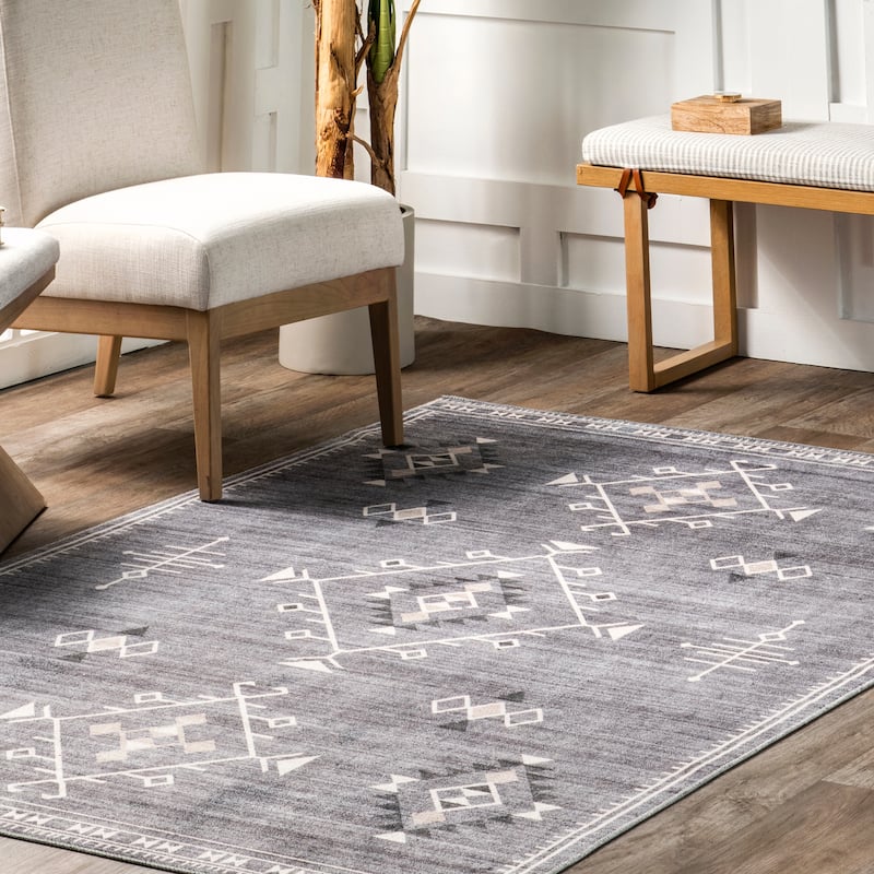 Nuloom Shenai SplashGuard Machine Washable Area Rug