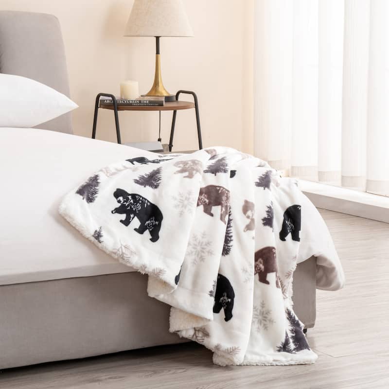 Luxurious Rustic Lodge Velvet Plush Throw