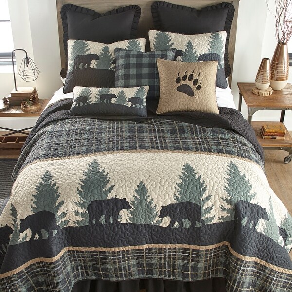 Donna Sharp Bear Walk Plaid Quilt. Opens flyout.