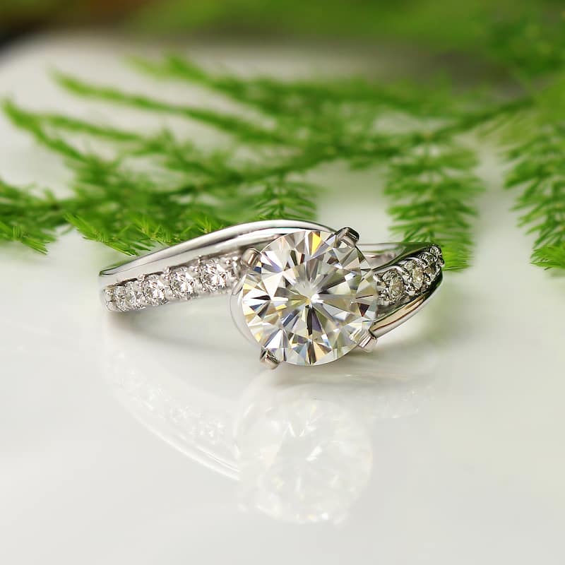 Auriya 14k Gold 2ctw Modern Moissanite and Diamond Engagement Ring 1/4ctw