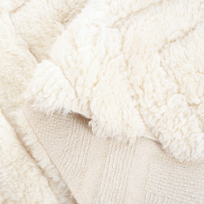 SAFAVIEH Handmade Casablanca Cove Shag Wool Rug