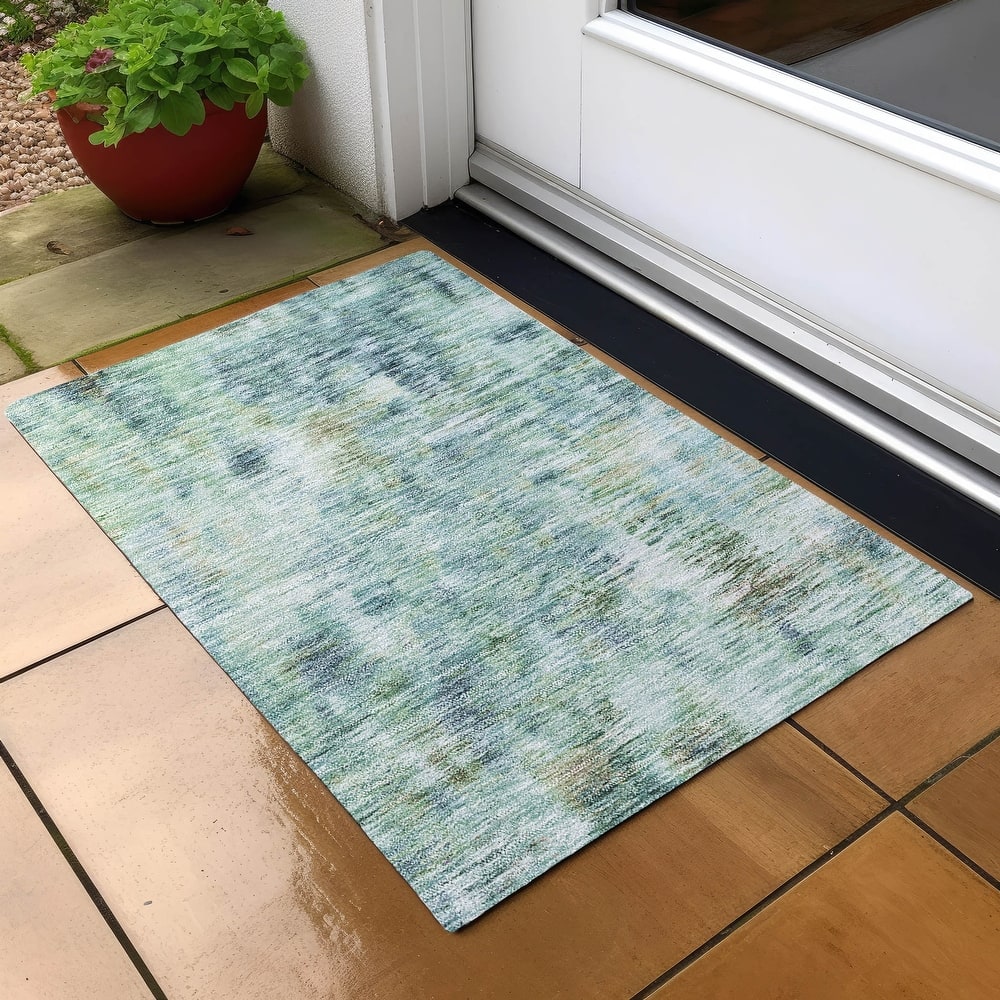 Machine Washable Indoor/ Outdoor Chantille Solid Abstract Rug