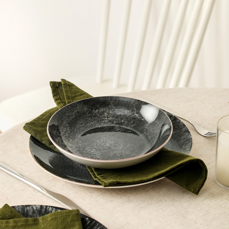 Christian Siriano Onyx Porcelain Dinnerware Set