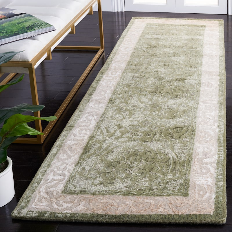 SAFAVIEH Handmade Silk Road Jalissa Traditional Oriental Wool Rug - 2'6" x 12' Runner - Spruce/Ivory