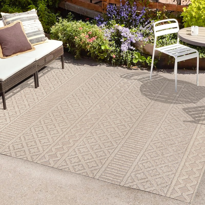 JONATHAN Y Duenas High-Low Two-Tone Monstera Leaf Area Rug