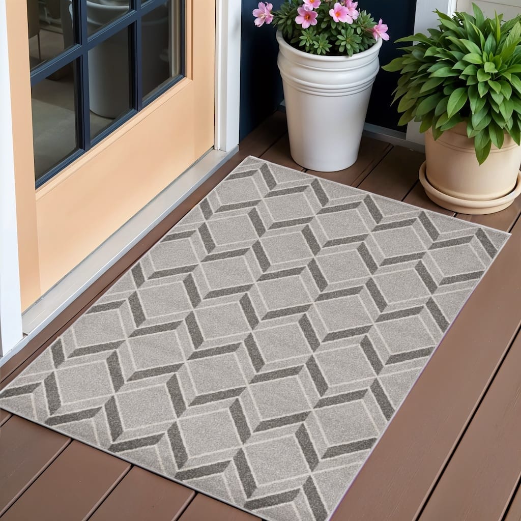 Baz Sleek Geometric Weather Resistant Trendy Modern Outdoor Rug - 2' x 4'