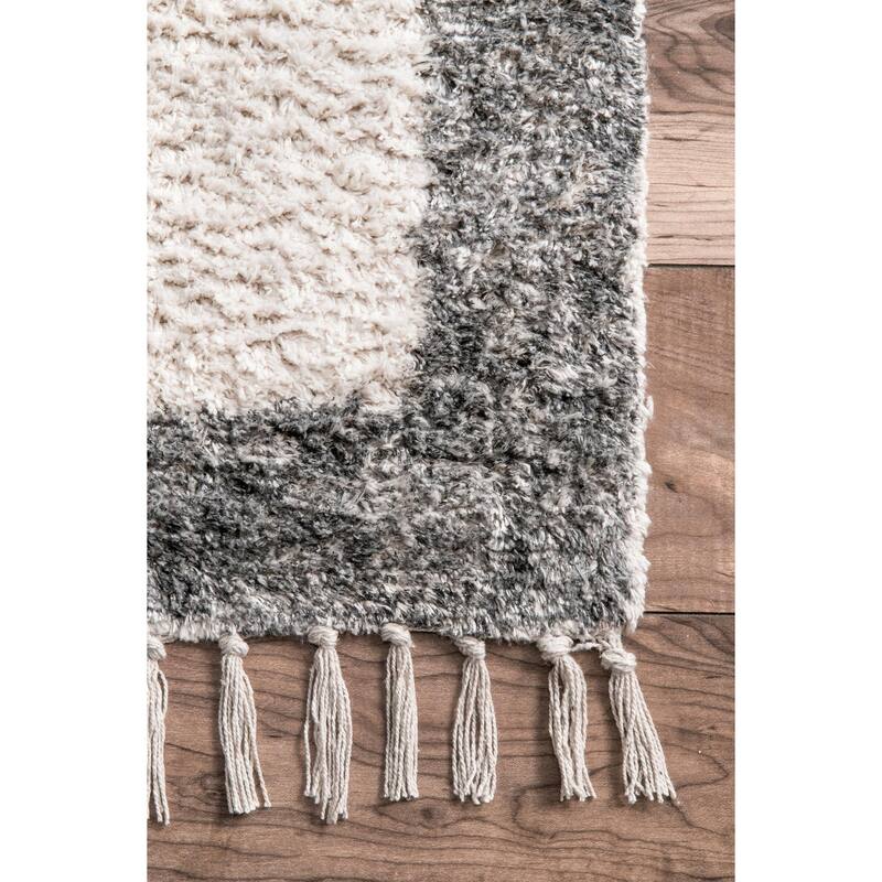 Nuloom Boho Natural Plush Fuzzy Tribal Shag Rug